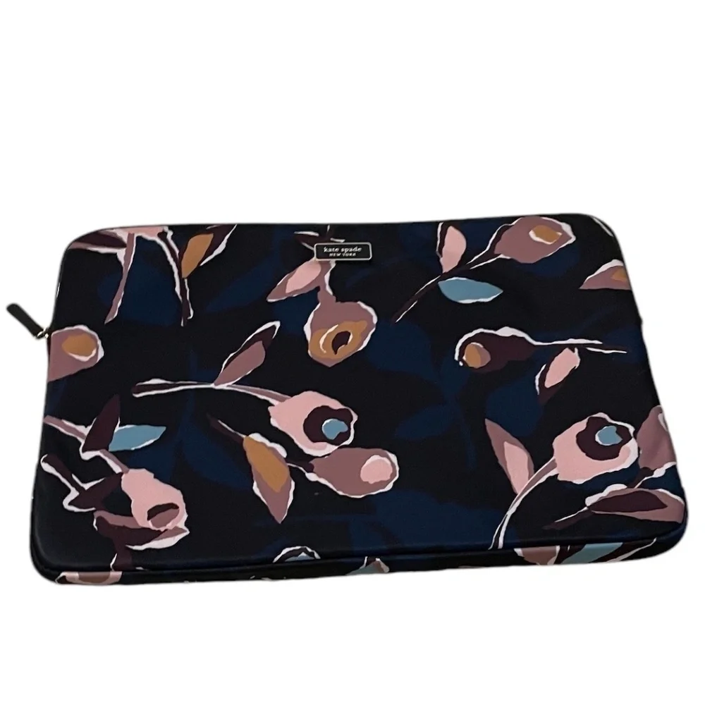 NWOT Kate Spade Blake‎ AvenueDawn Rose Universal Laptop Sleeve 15